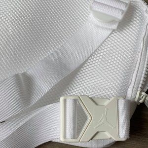 jordan jumpman chest rig bolsa